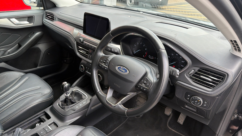 Ford Focus Vignale 1.0 EcoBoost 125 Active X 5dr Petrol Hatchback